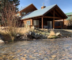 Tranquil Little Cabin on the River