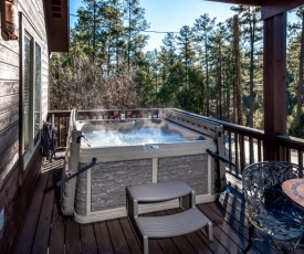 Fifth Dimension, 2 Bedrooms, WiFi, Hot Tub, Game Table, Grill, Sleeps 4