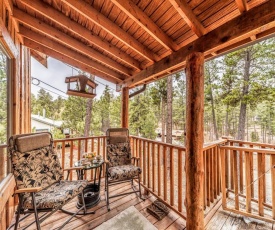 Moose Manor, 3 Bedrooms, Sleeps 8, Wood Stove, Gas Grill, WiFi