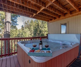 Ruidoso Rabb, 4 Bedrooms, Pet Friendly, Hot Tub, WiFi, Sleeps 10