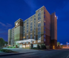 DoubleTree by Hilton Biloxi