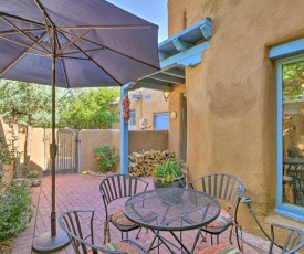 Adobe Townhome with Private Patio Less Than 1Mi to Canyon Road