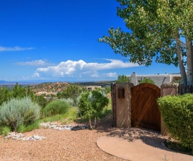 Casa Serena - Breathtaking and Peaceful Views from Swimming Pool