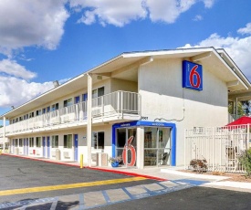 Motel 6 Santa Fe