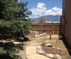 Adorable Taos Townhome