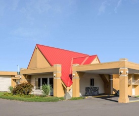 Econo Lodge Inn & Suites Binghamton