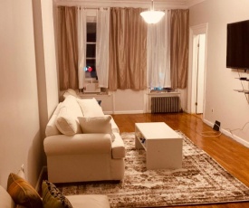 2 BR CLASSY BROOKLYN APT-10 mins from BARCLAYS CENTER!