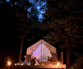 Tentrr Signature Site - Major's Mountain at Callicoon Camp & Float