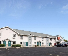 Econo Lodge Inn & Suites Canandaigua