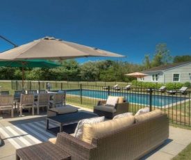 Villa Bridgehampton village