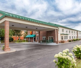 Executive East Syracuse Hotel