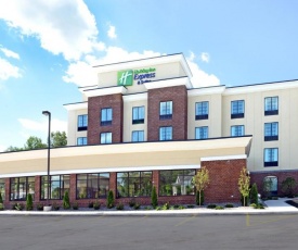 Holiday Inn Express & Suites Geneva Finger Lakes, an IHG Hotel