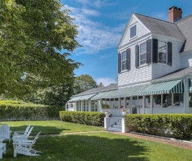 Harbor Knoll Bed and Breakfast