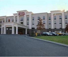 Hampton Inn and Suites Jamestown