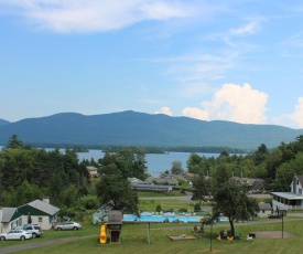 Hill View Motel and Cottages