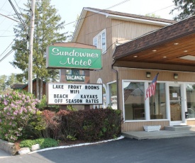 The Sundowner on Lake George