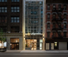 La Quinta by Wyndham Time Square South