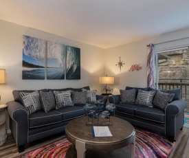 Recently Renovated 2nd Floor Unit with Balcony, BBQ Grill & Access to Community Pool! condo