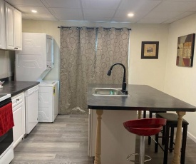 Cozy Entire 2 Bedroom Home Close to River (USA)