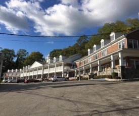 Inn on the Hudson