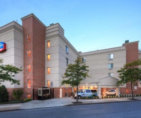 Fairfield Inn by Marriott New York LaGuardia Airport/Flushing