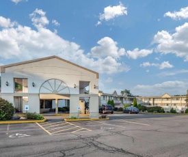 Quality Inn & Suites Vestal Binghamton near University