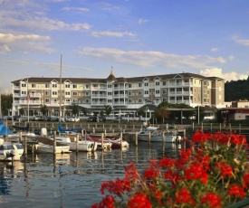 Watkins Glen Harbor Hotel